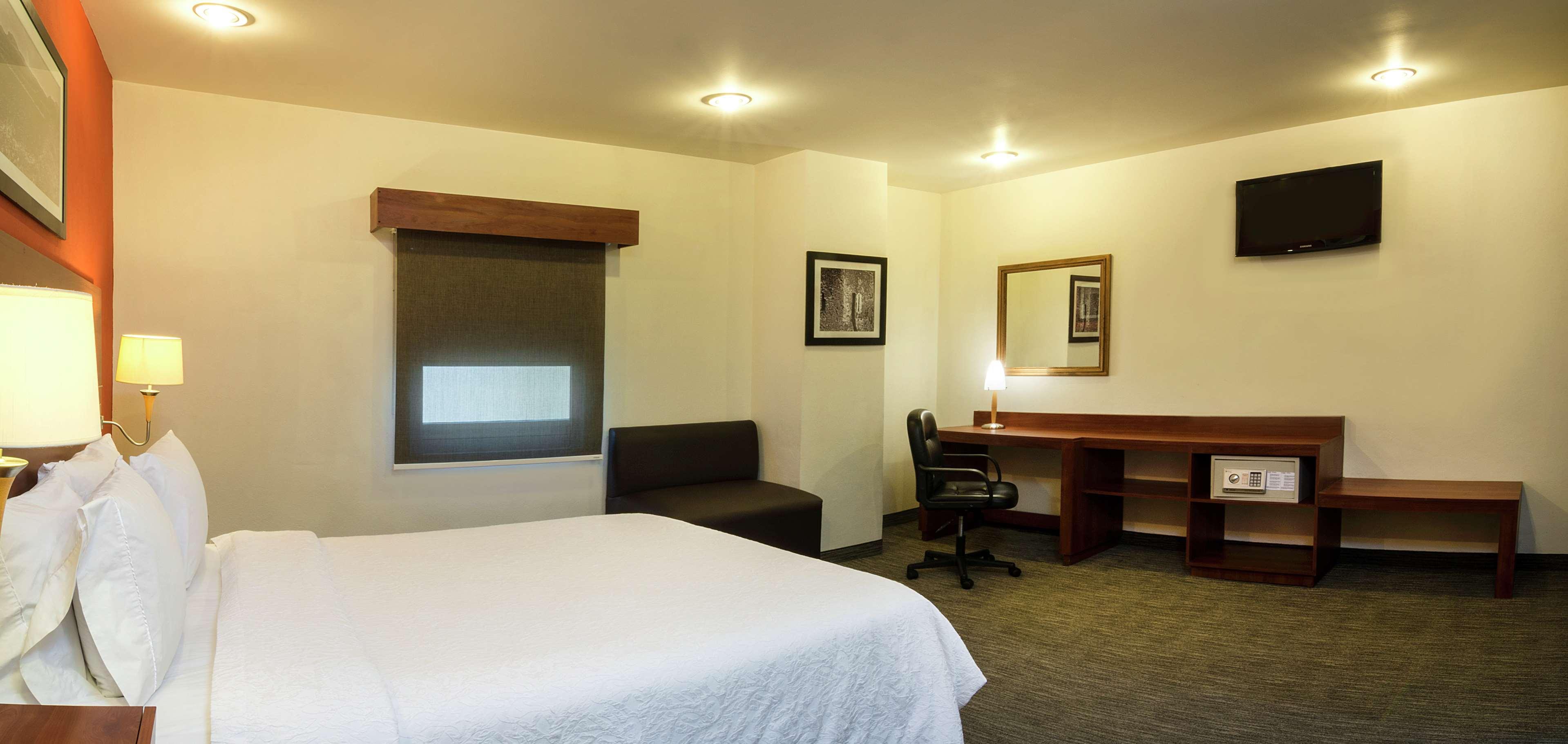Hampton By Hilton San Juan Del Rio Hotel Ngoại thất bức ảnh