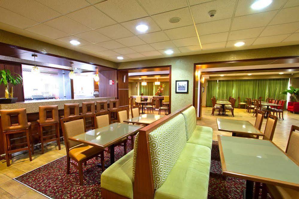 Hampton By Hilton San Juan Del Rio Hotel Ngoại thất bức ảnh