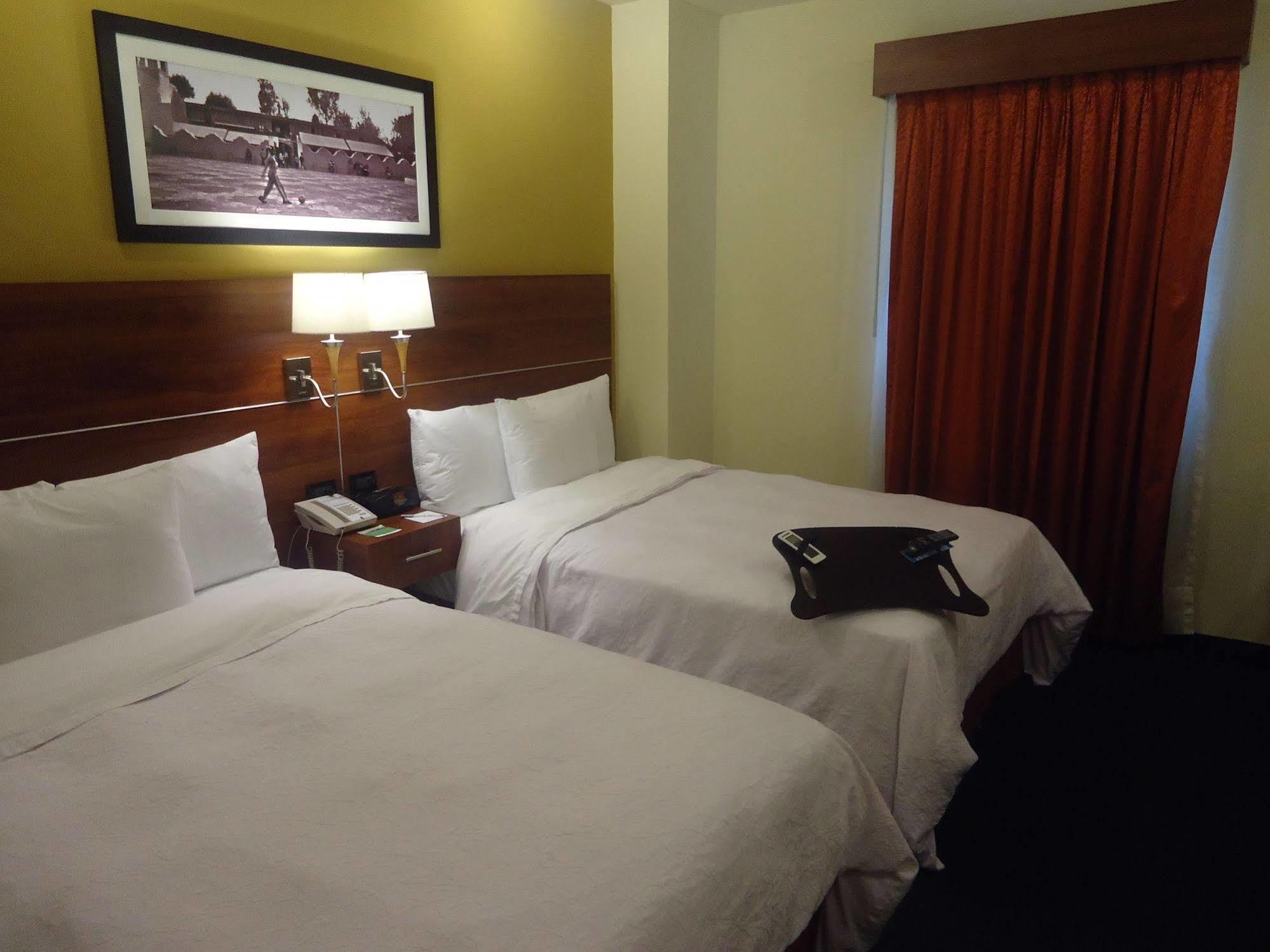 Hampton By Hilton San Juan Del Rio Hotel Ngoại thất bức ảnh