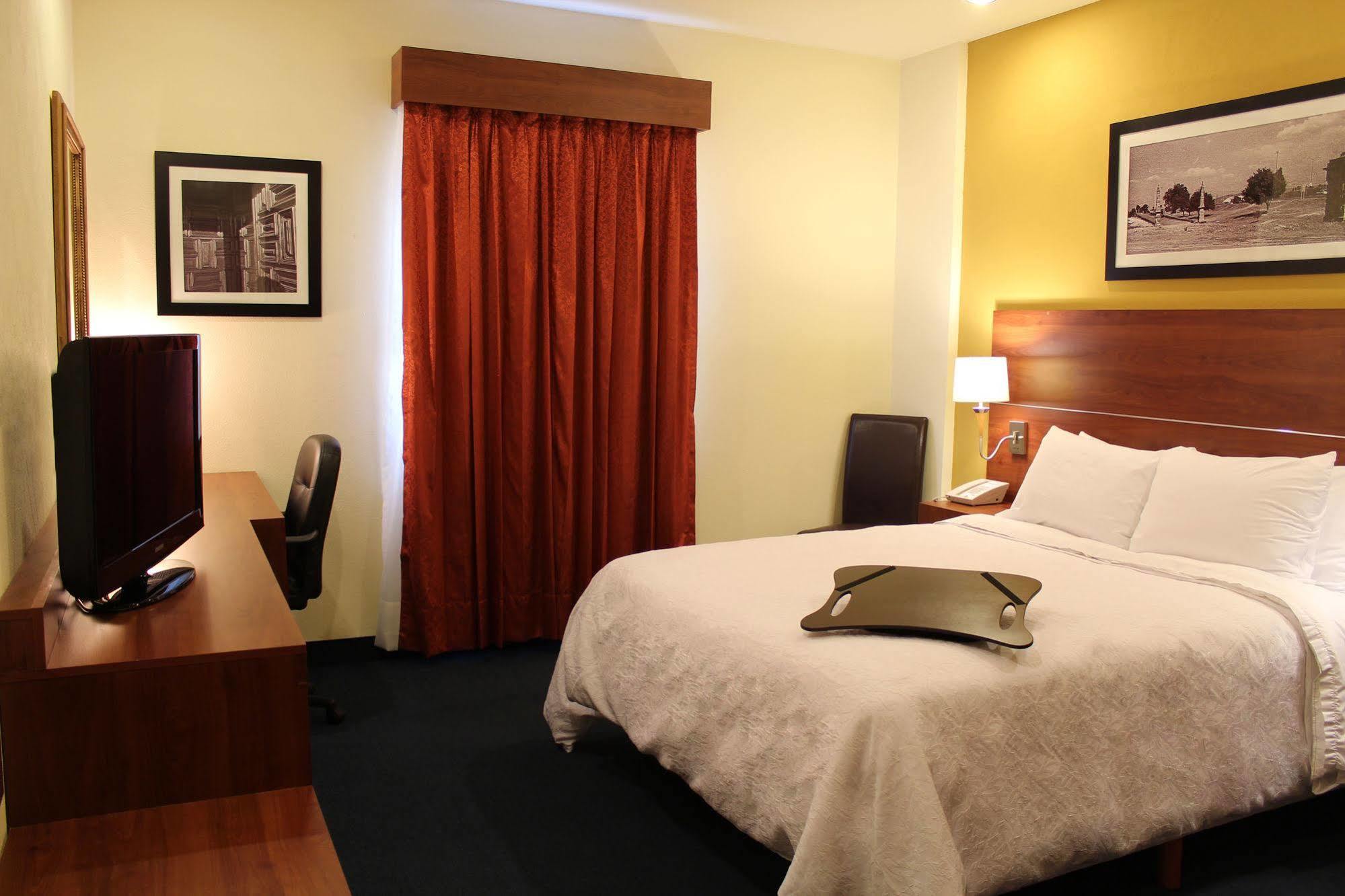 Hampton By Hilton San Juan Del Rio Hotel Ngoại thất bức ảnh