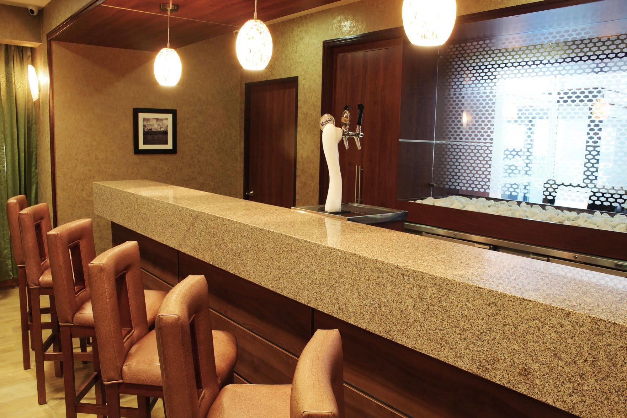 Hampton By Hilton San Juan Del Rio Hotel Ngoại thất bức ảnh